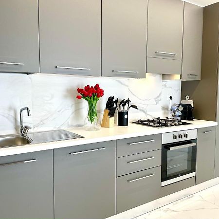 Donnino Apartments ฟีเดนซา ภายนอก รูปภาพ