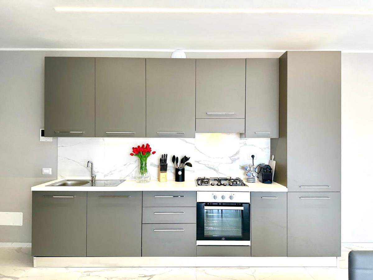 Donnino Apartments ฟีเดนซา ภายนอก รูปภาพ