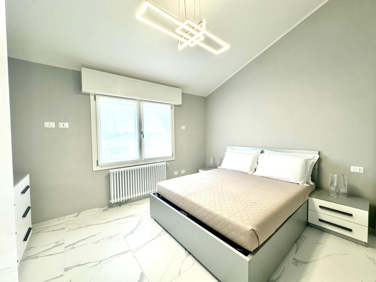 Donnino Apartments ฟีเดนซา ภายนอก รูปภาพ