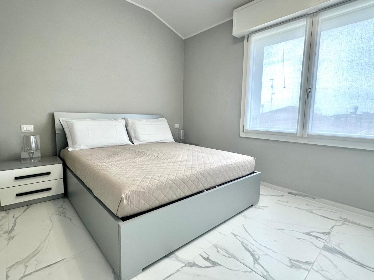 Donnino Apartments ฟีเดนซา ภายนอก รูปภาพ